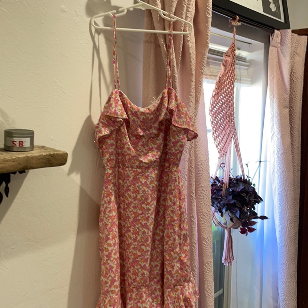 Altard state pink flowery dress.